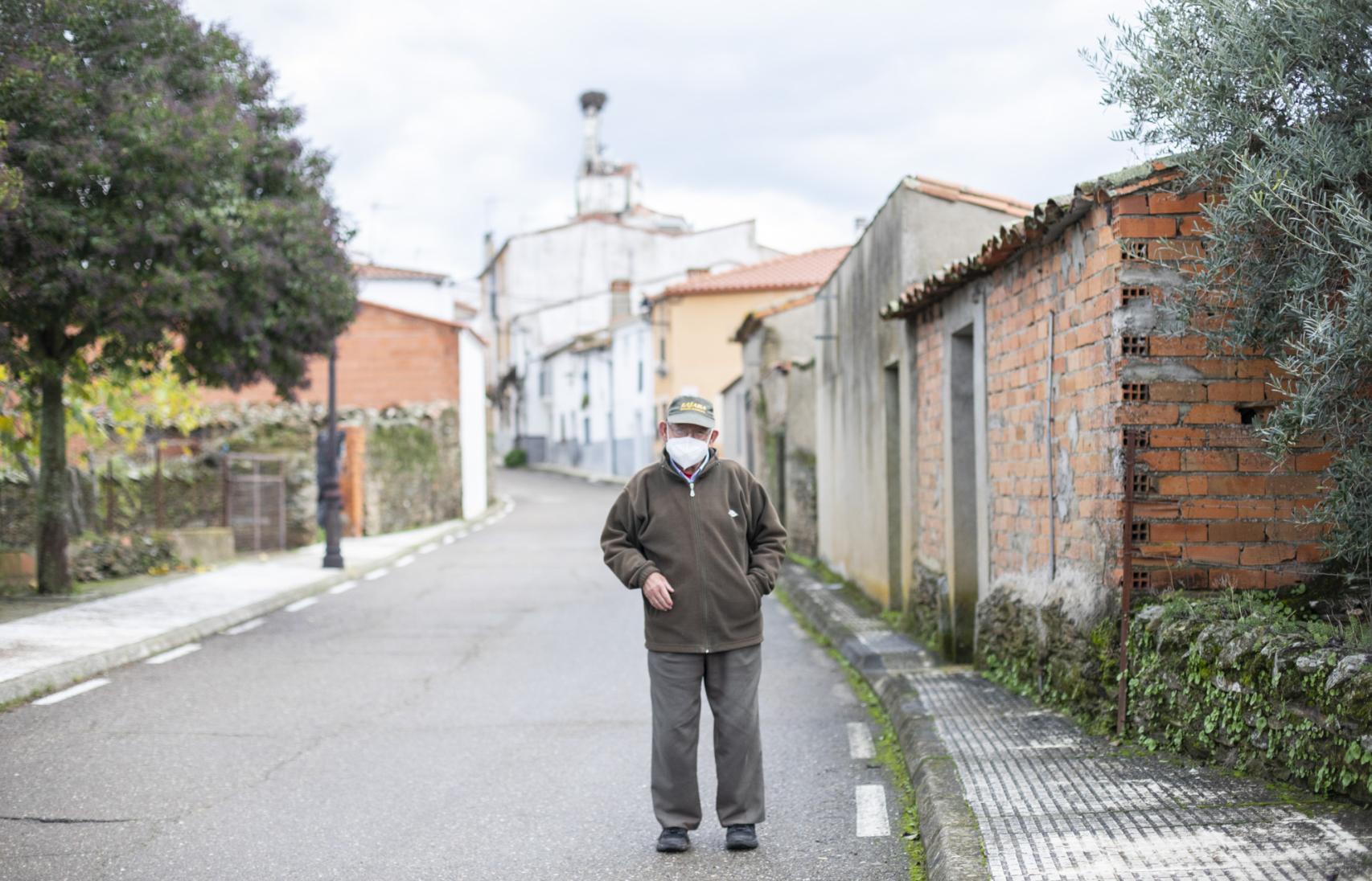 Félix, uno de los vecinos de Pescueza.