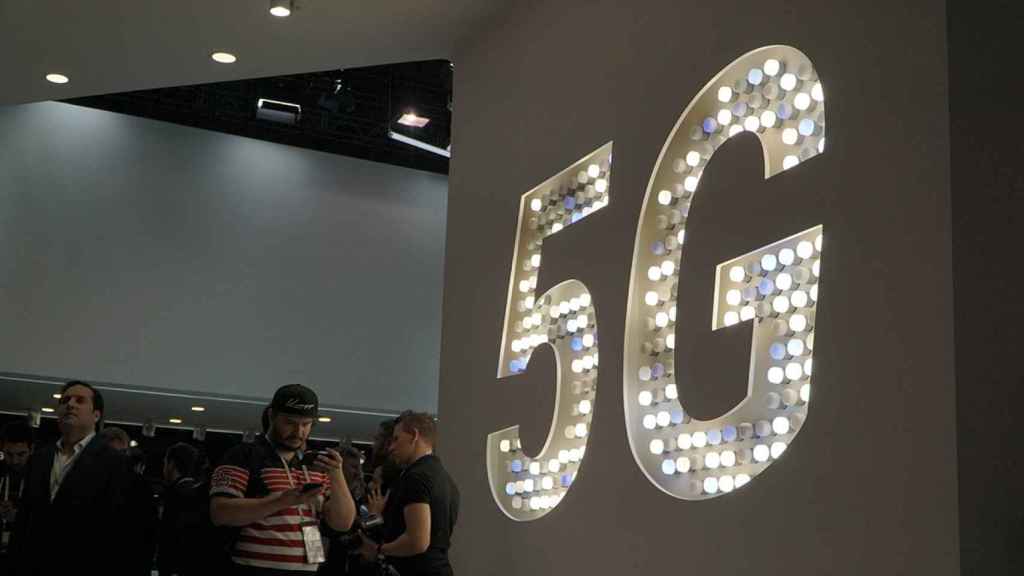 Imagen del logo del 5G en un evento.
