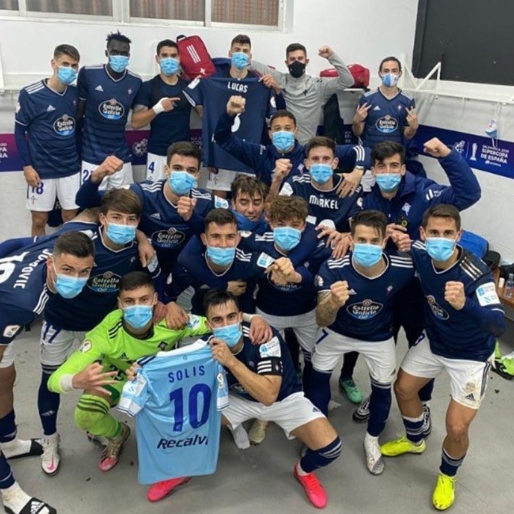 La plantilla del Celta B dedicó la victoria a su compañero Alberto Solís, baja por lesión