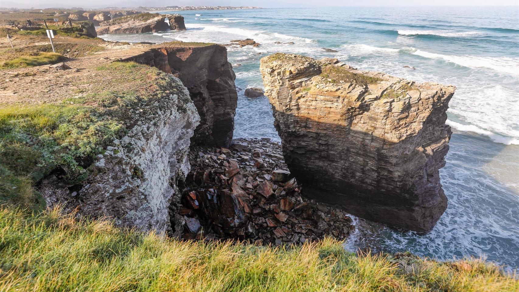 Playa de As Catedrais, en Ribadeo, Lugo