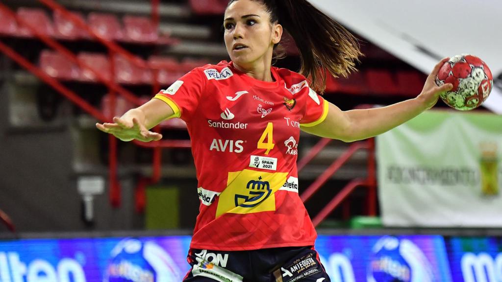 Carmen Martín, capitana de la selección española de balonmano femenino