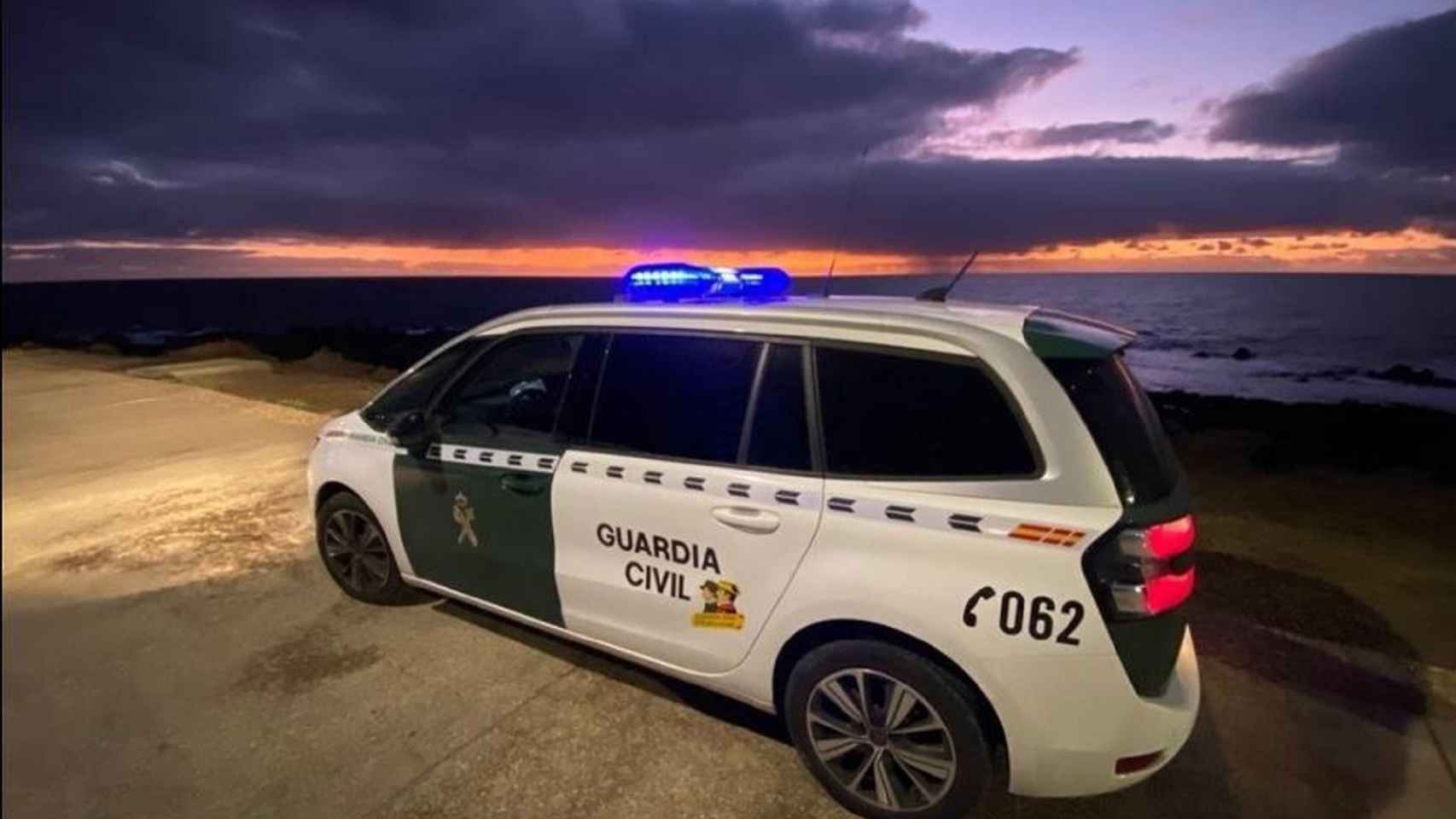 Un coche de la Guardia Civil en una foto de archivo.