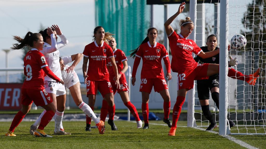 Gol del Real Madrid Femenino contra el Sevilla