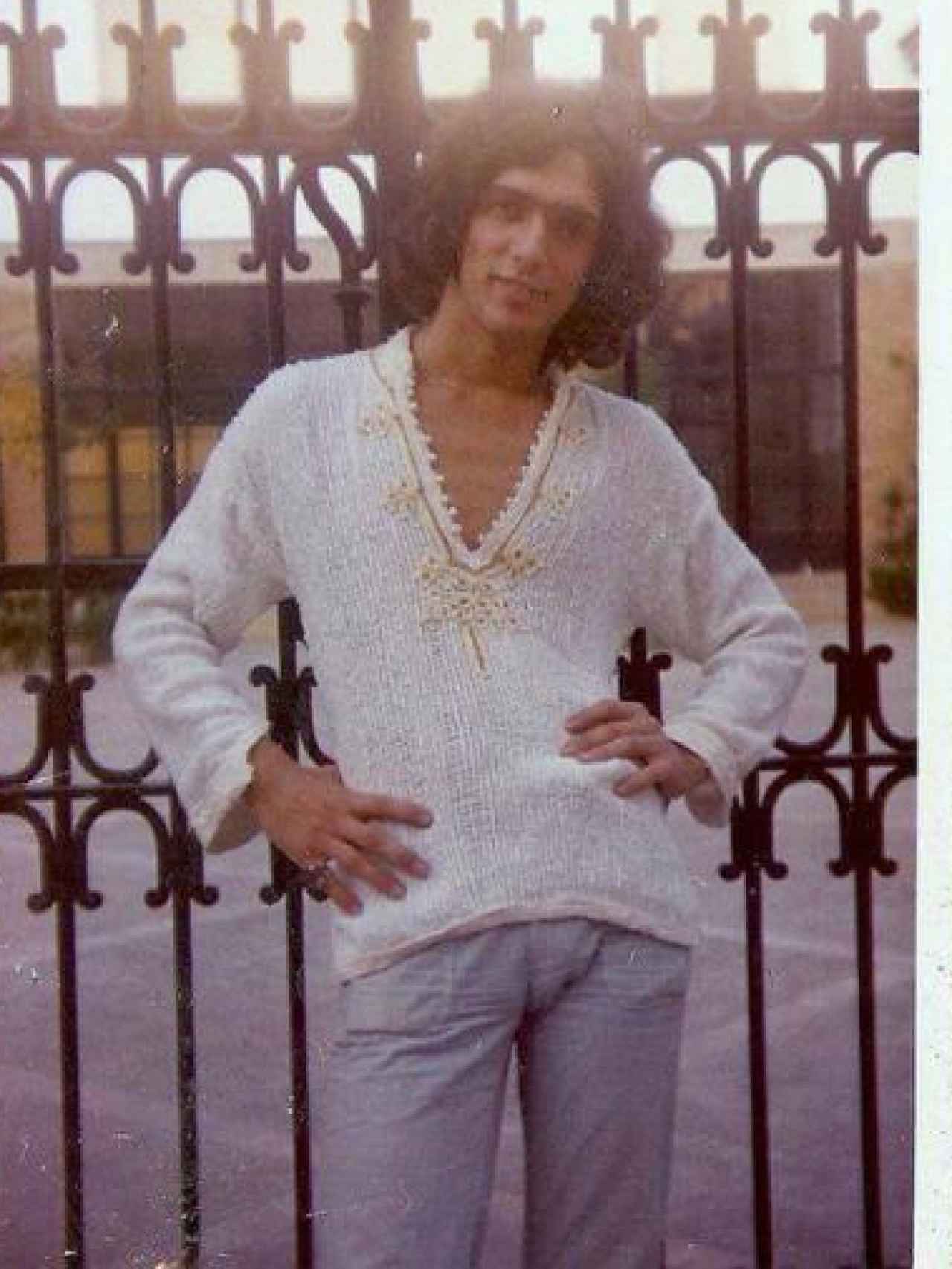 Javier García-Pelayo, en sus años de galán hippie.