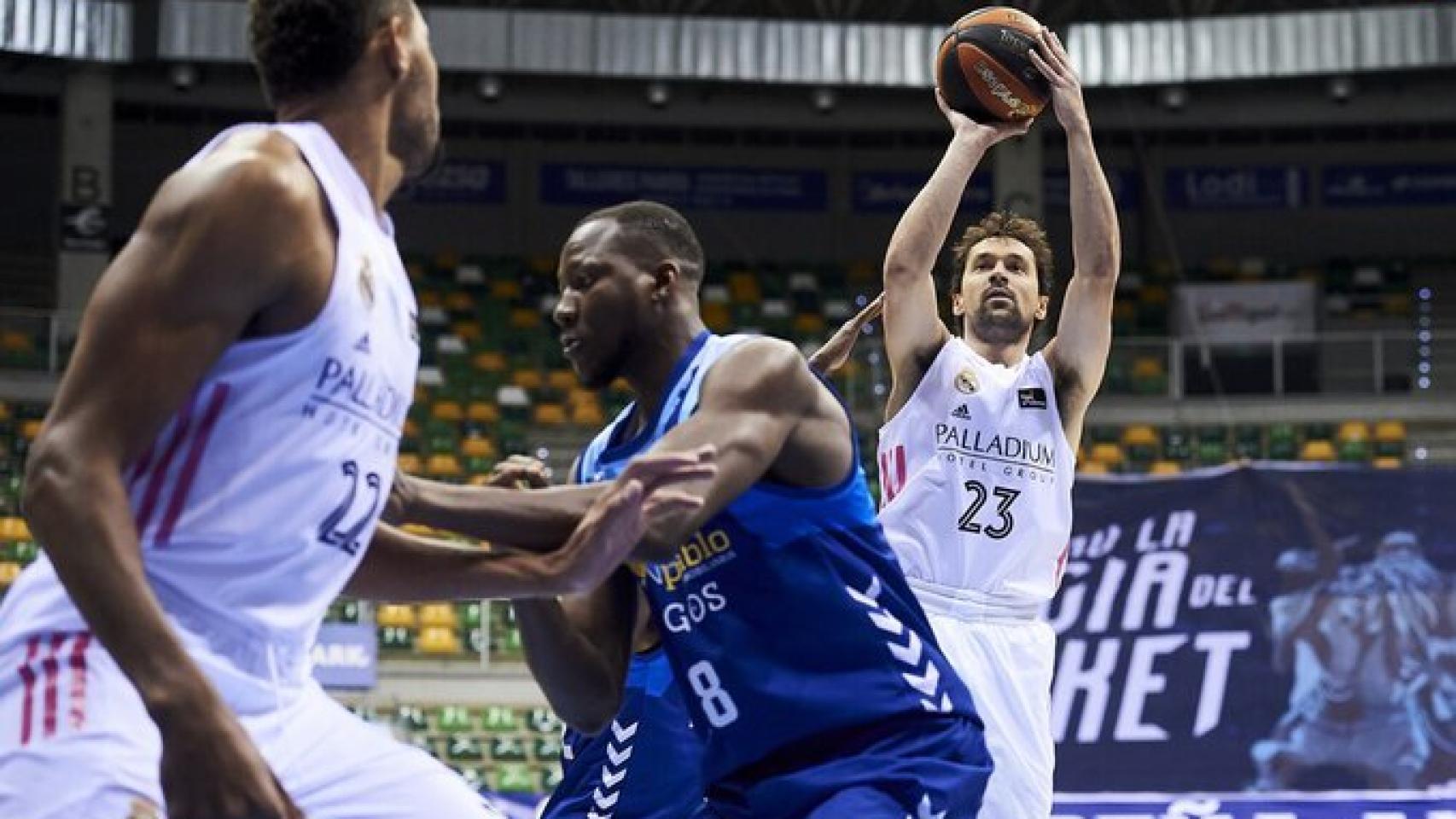 Sergio Llull tirando ante Burgos