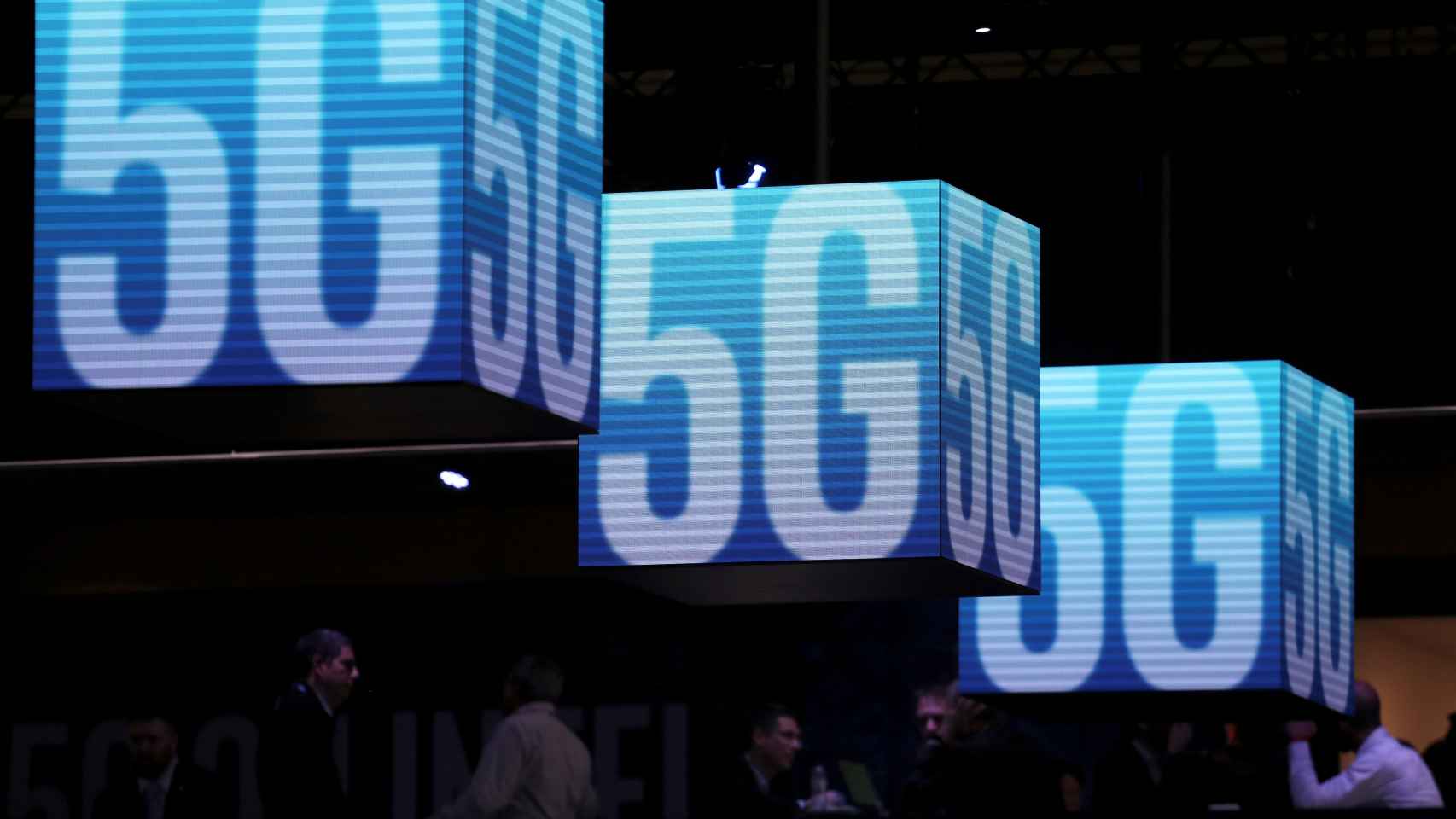 Logos de 5G durante el último Mobile World Congress de Barcelona.