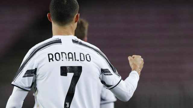 Puño arriba de Cristiano Ronaldo tras su gol al Barcelona