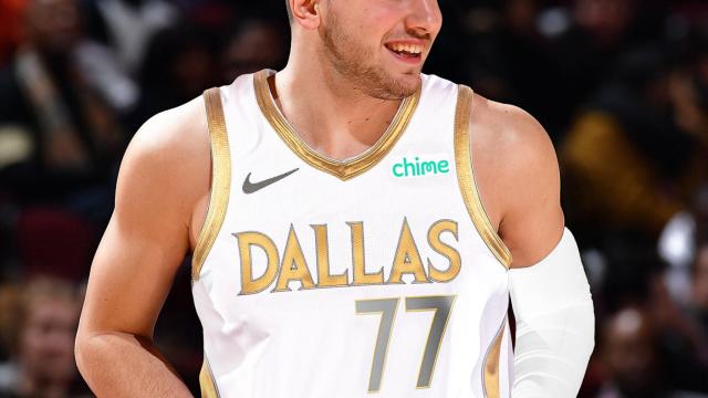 Luka Doncic con la nueva equipación de Mavericks