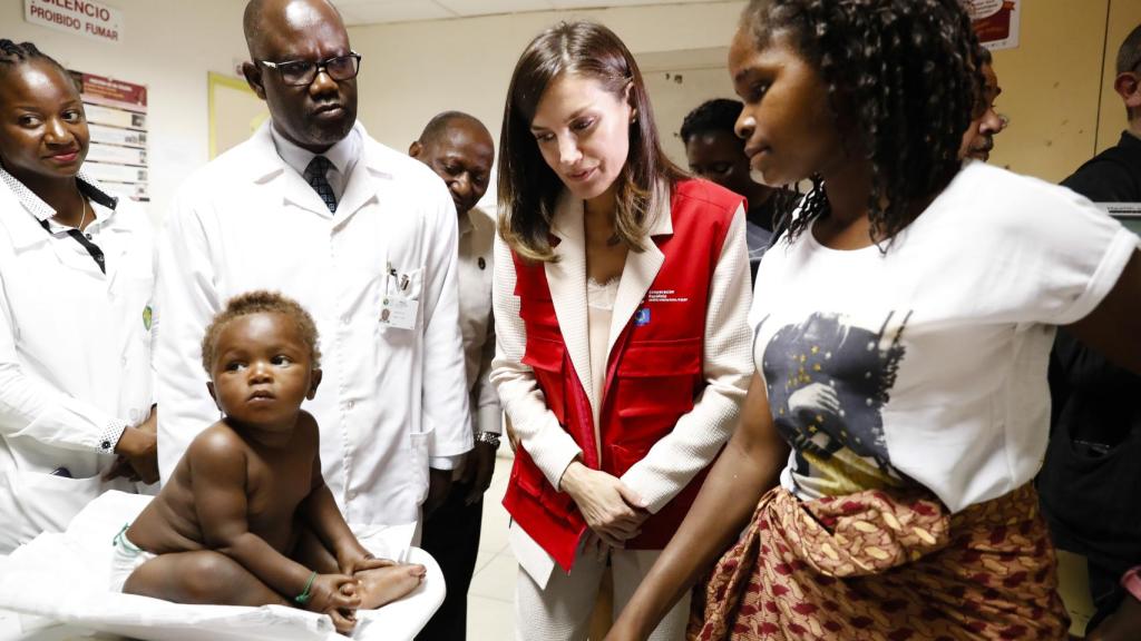 La reina estuvo en Senegal (2017) y en República Dominicana y Haití (2018).