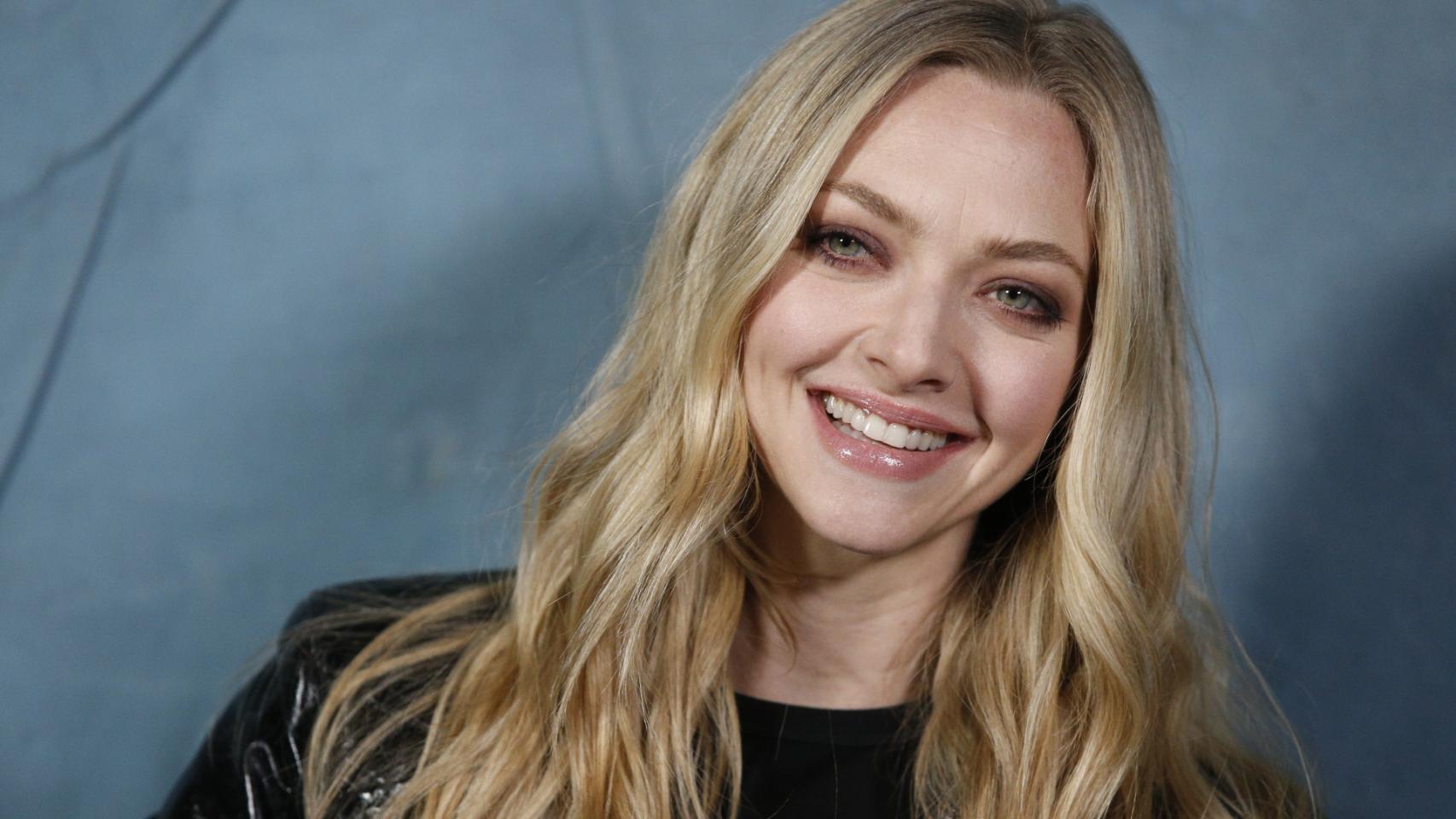 Amanda Seyfreid, favorita al Oscar por Mank.