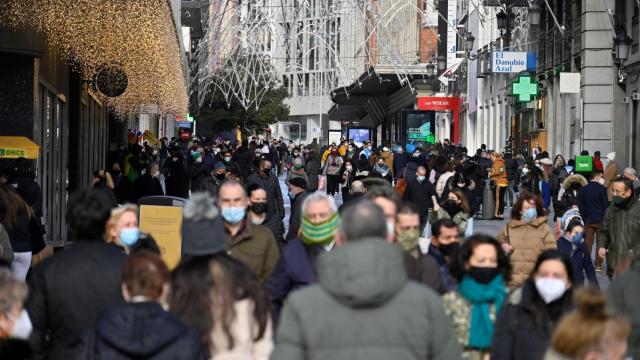 Aspecto que presentaba el sábado 5 de diciembre la madrileña calle Preciados.