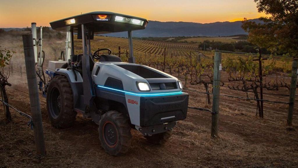 Monarch Tractor, el tractor completamente eléctrico más inteligente del mundo.