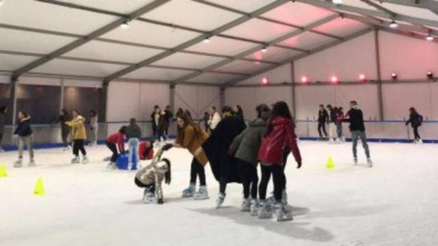 Pista de hielo de Marineda City.