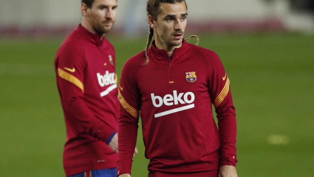 Griezmann y sus trenzas junto a Messi