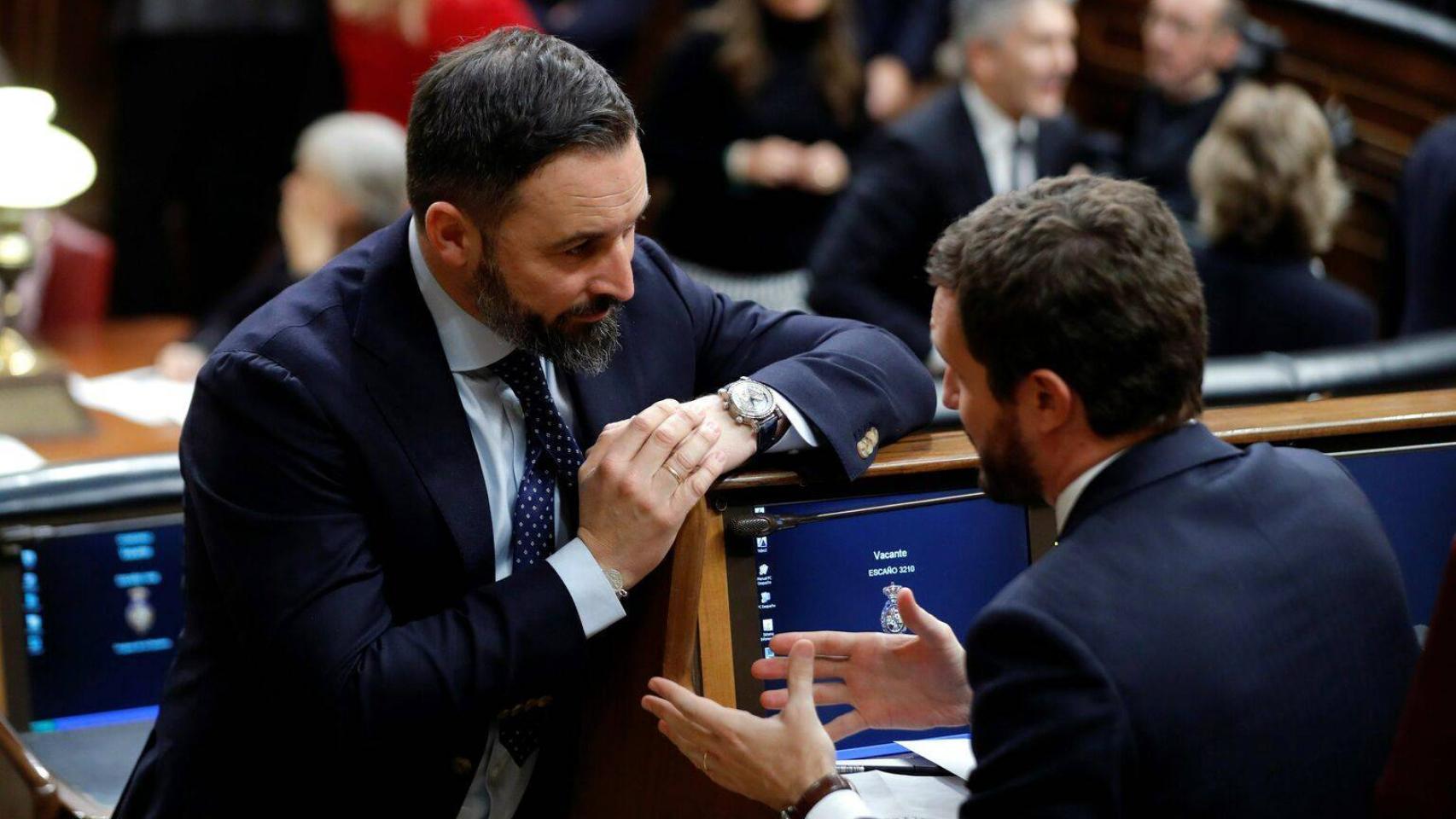 El líder de Vox, Santiago Abascal, y el presidente del PP, Pablo Casado, en una imagen de archivo en el Congreso.