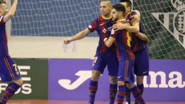 El Barça de fútbol sala celebra un gol