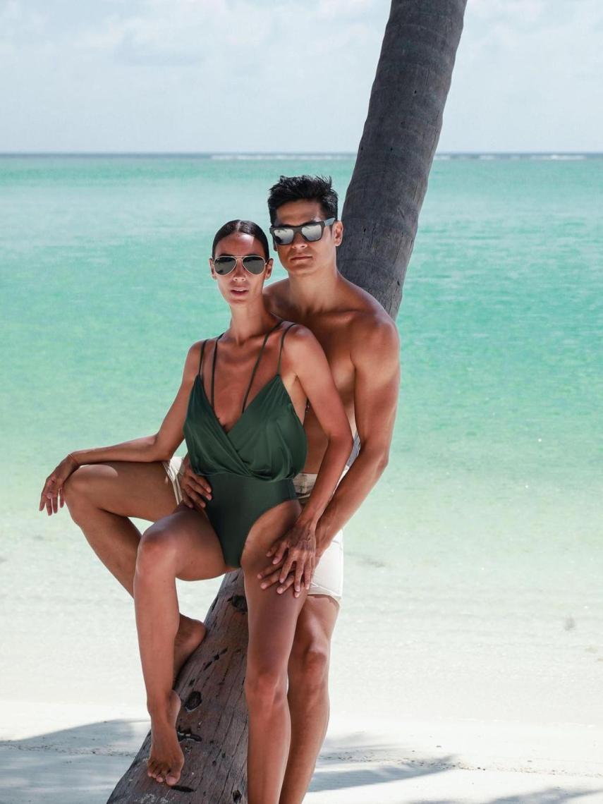 Fátima Rábago y su marido, Hideo, en una imagen compartida en su perfil de Instagram.