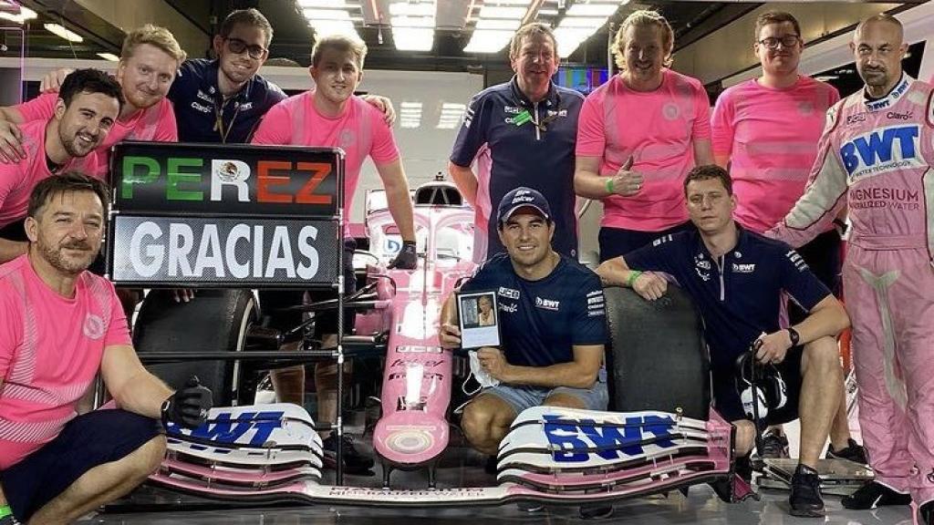 'Checo' Pérez en su despedida de Racing Point