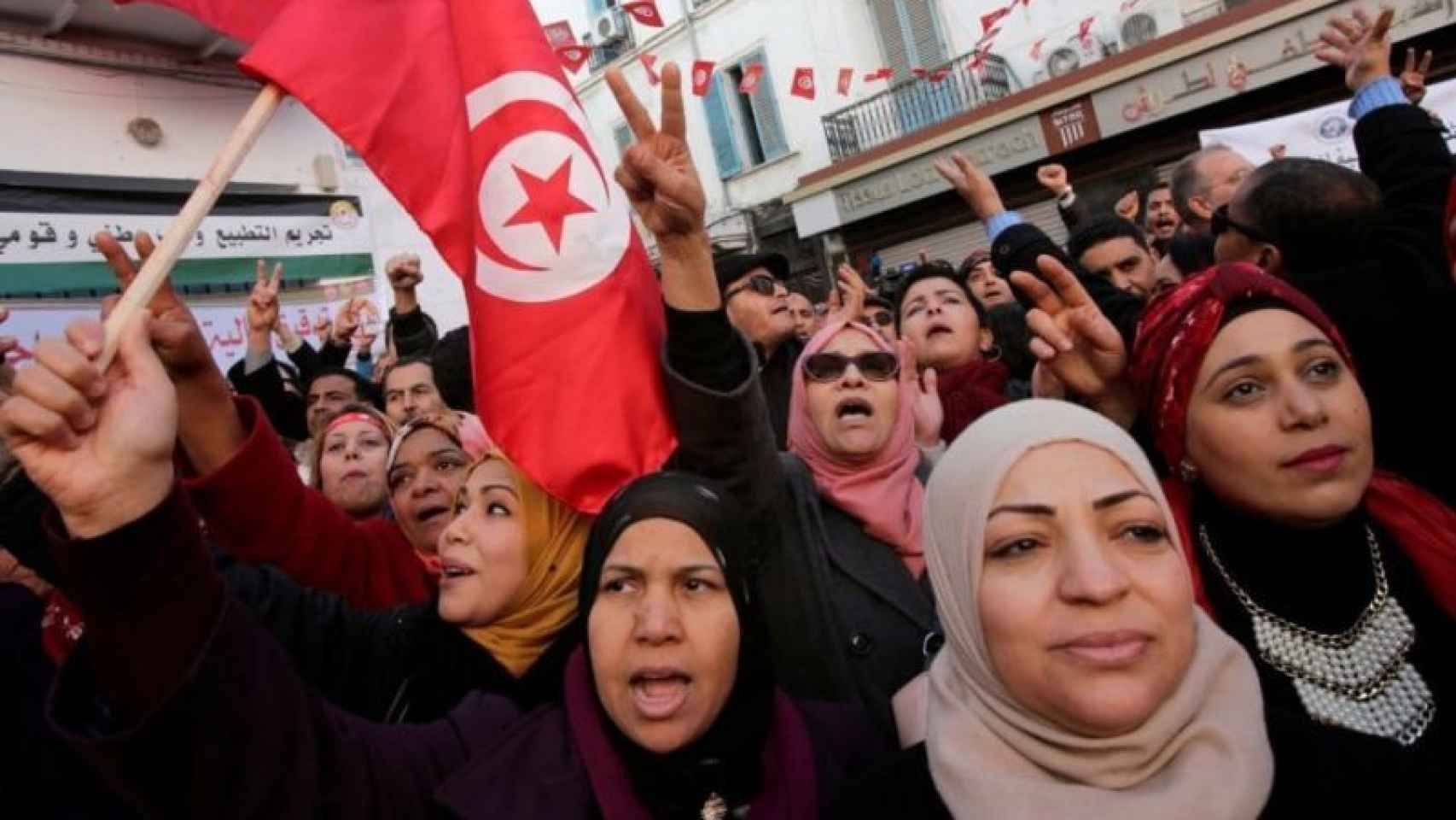 Un grupo de mujeres en una protesta en Túnez en 2018.
