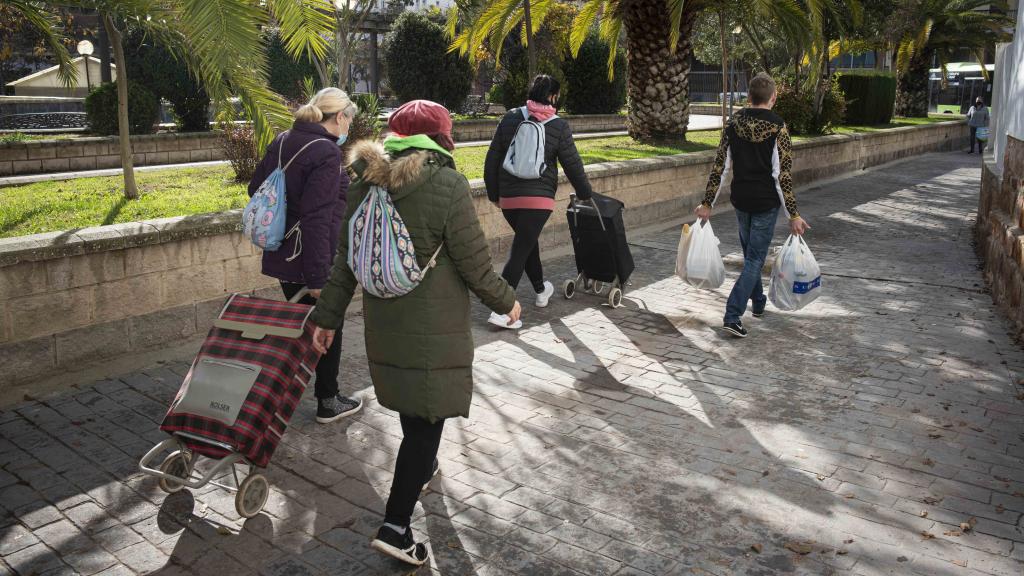 Cáritas atiende ya en Linares a 1.200 familias, 200 más que al inicio de la pandemia.