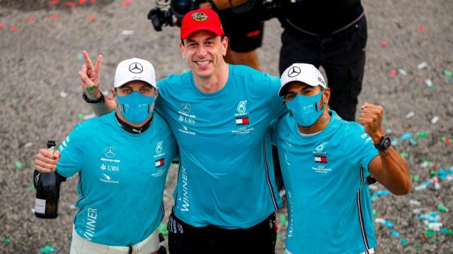 Bottas, Toto Wolff y Hamilton