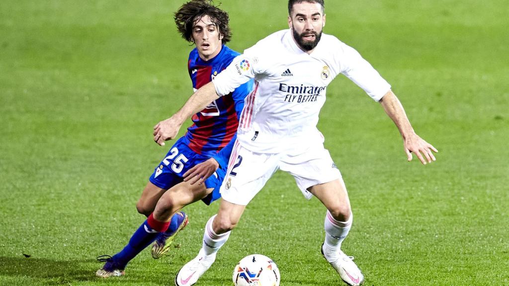 Dani Carvajal, presionado por Bryan