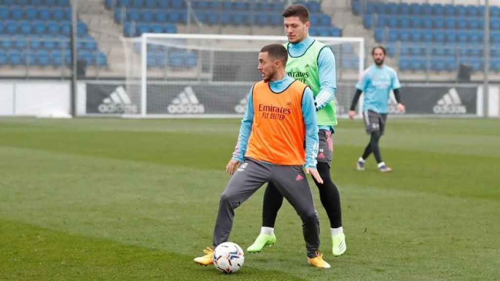 Hazard y Jovic, durante un entrenamiento