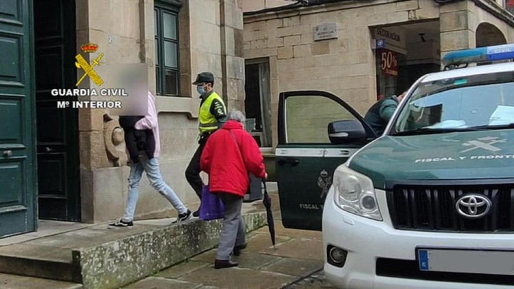 El detenido por vender droga en Noia (A Coruña).