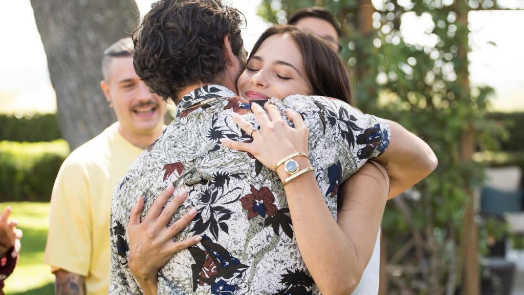 La boda de la Yoli reúne a sus viejos amigos del instituto.