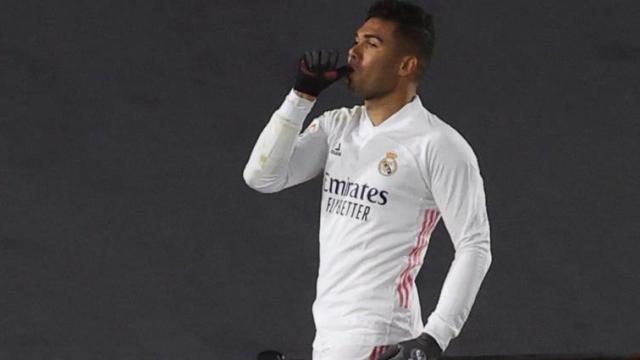 Casemiro celebra su gol en el Real Madrid - Granada de la jornada 15 de La Liga