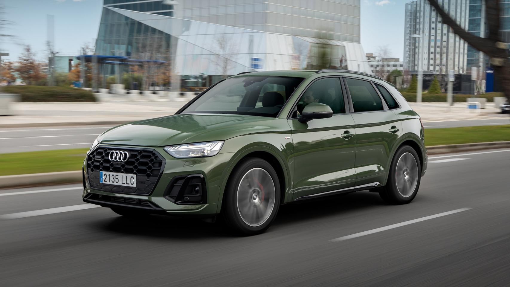 El Audi Q5 es un SUV premium que compite con el BMW X3, Mercedes GLC y Volvo XC60.