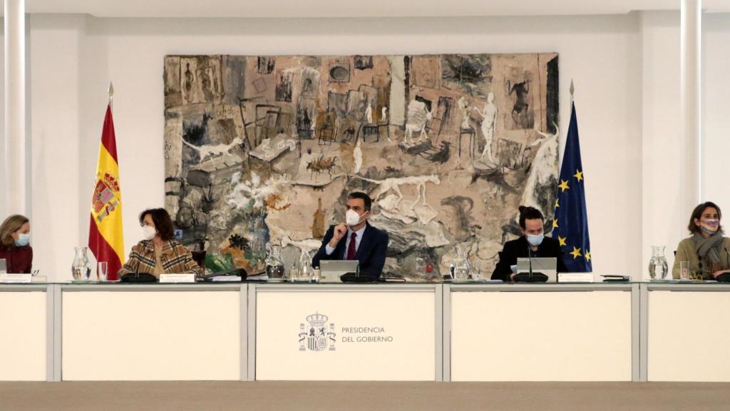 Sánchez e Iglesias, durante el último Consejo de Ministros de 2020.