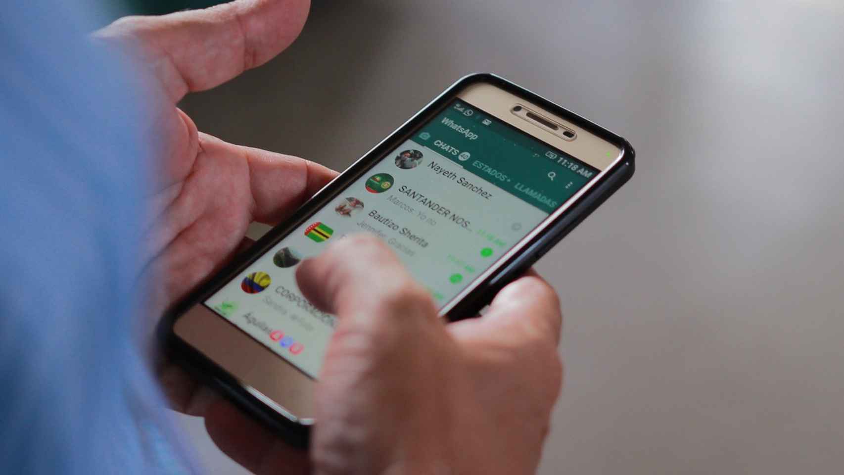 WhatsApp compartirá la información de los usuarios con Facebook.