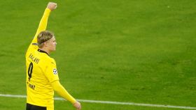 Erling Haaland celebra un gol con el Borussia Dortmund en 2020