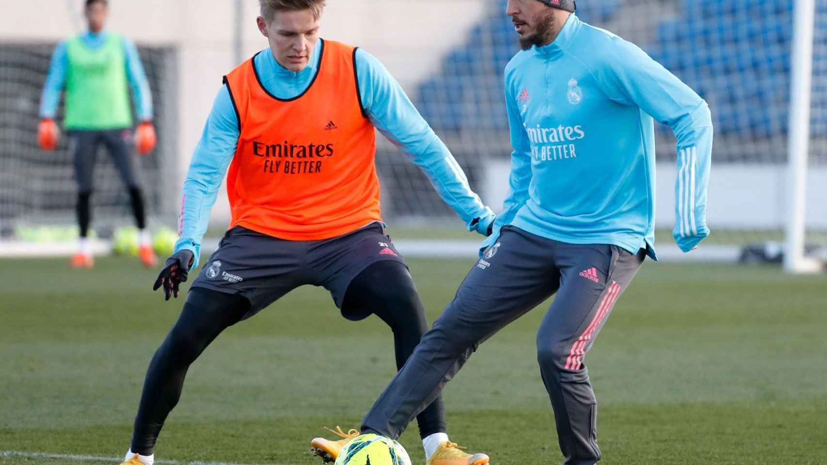 Odegaard y Hazard, en el entrenamiento de Año Nuevo del Real Madrid