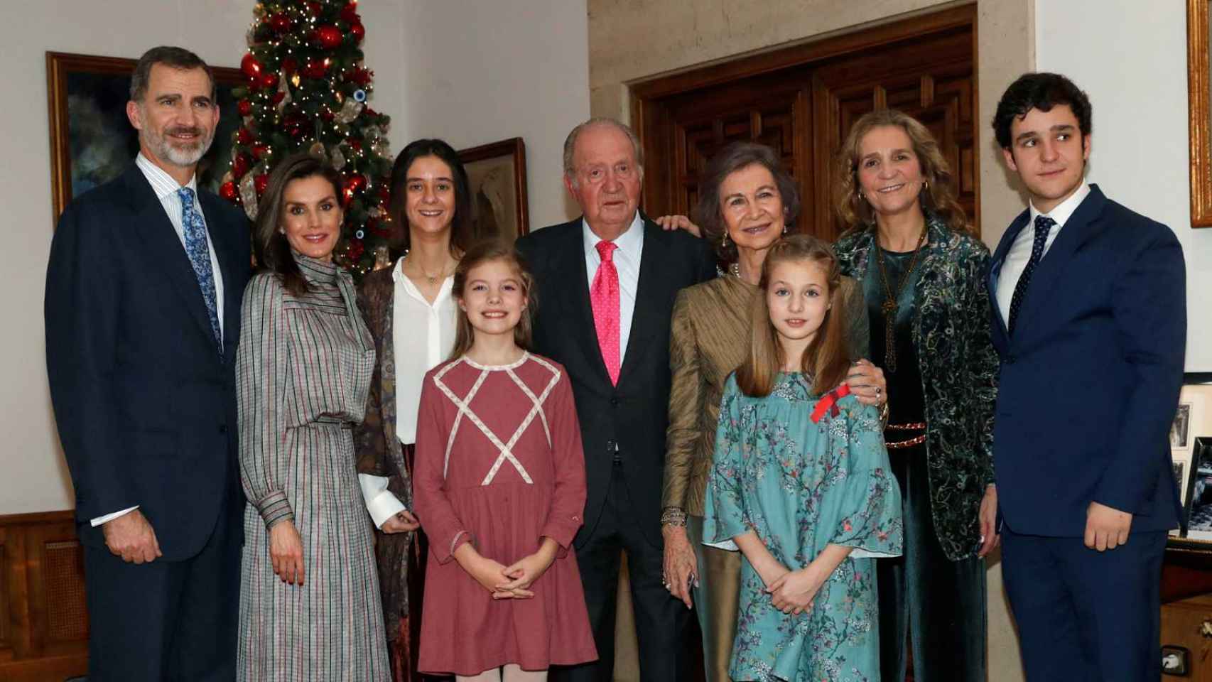 El rey emérito en la celebración junto a su familia de su 80 cumpleaños.