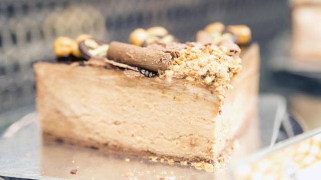 La mejor receta de tarta de turrón sin horno