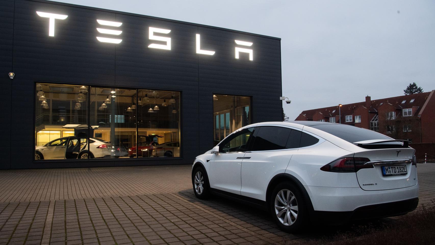 Tesla es una marca 100% de coches eléctricos.