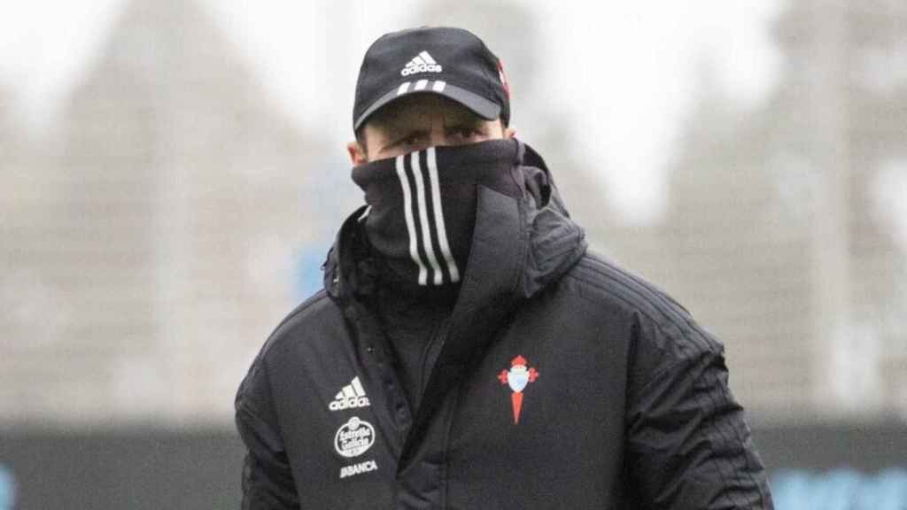 Eduardo Coudet se enfrenta a su primer gran rompecabezas como técnico del Celta