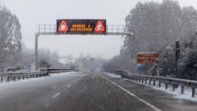 Autovía A-8 en Abadín, Lugo.