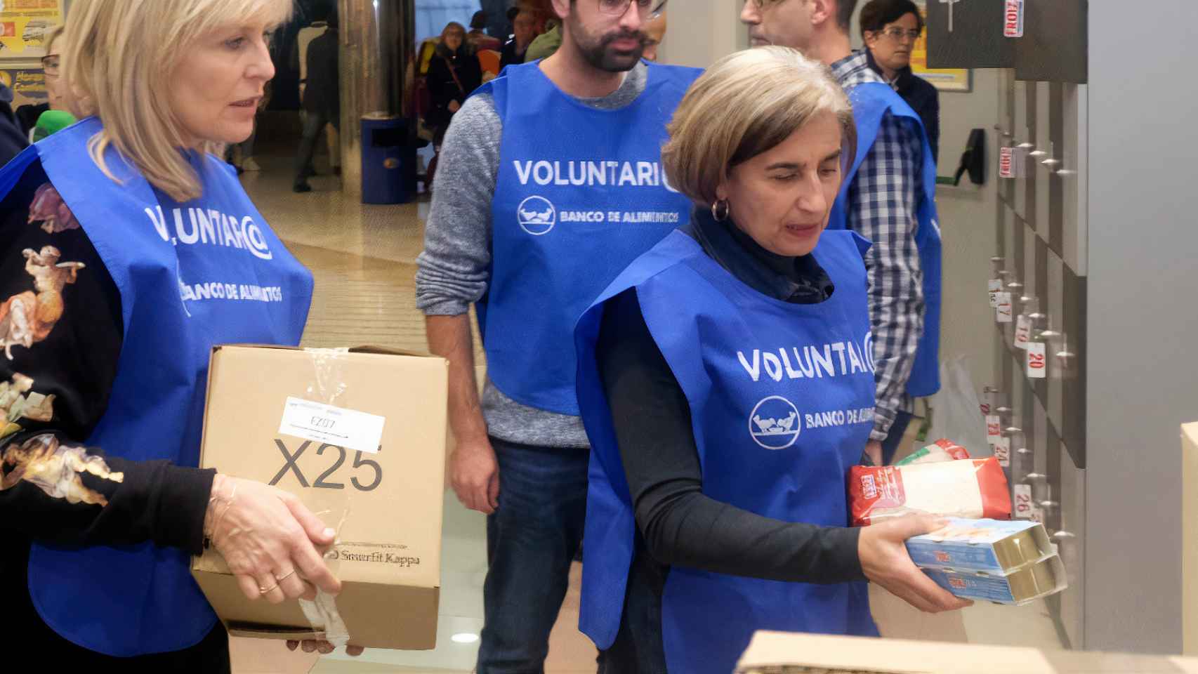 Voluntarios del Banco de Alimentos de Vigo.