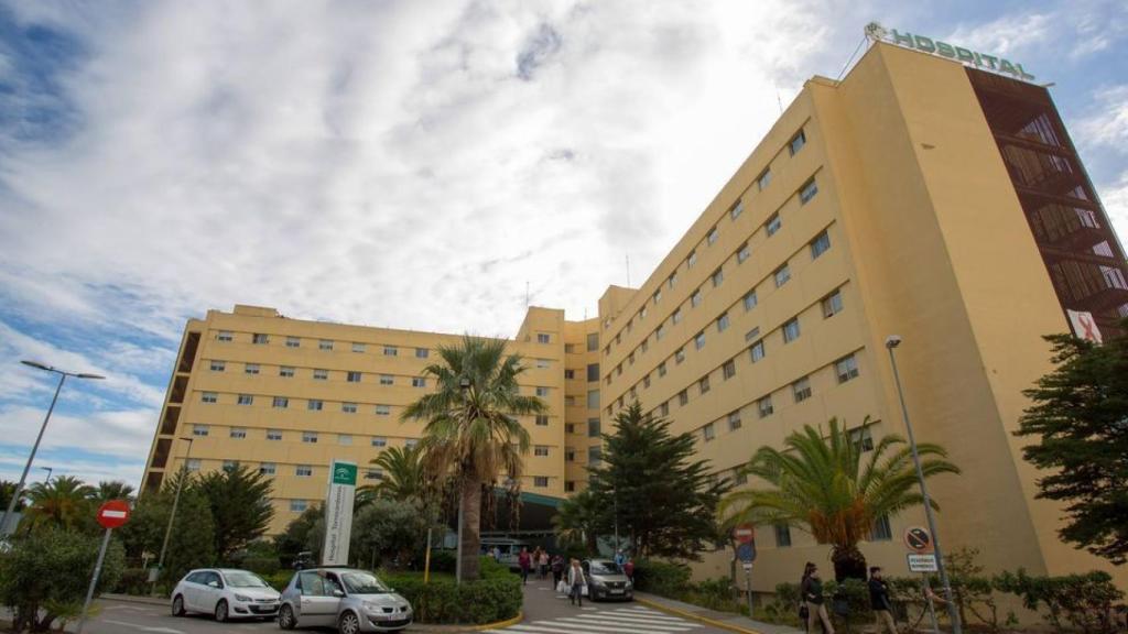 Hospital Torrecárdenas de Almería donde murió José Manuel con solo 29 años.
