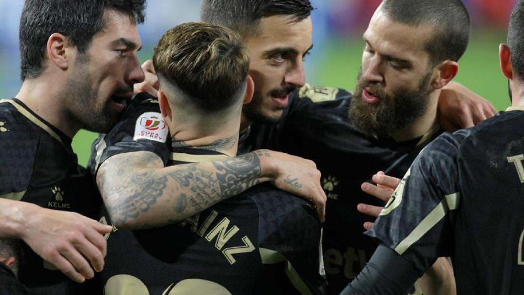 El Alavés celebra un gol