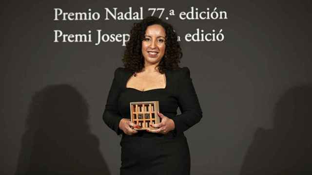 Najat-El-Hachmi-Premio-Nadal-2021-1