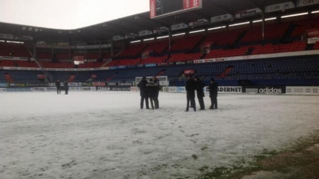 El Sadar, nevado durante una ocasión en la que fue suspendido el duelo ante el Zaragoza