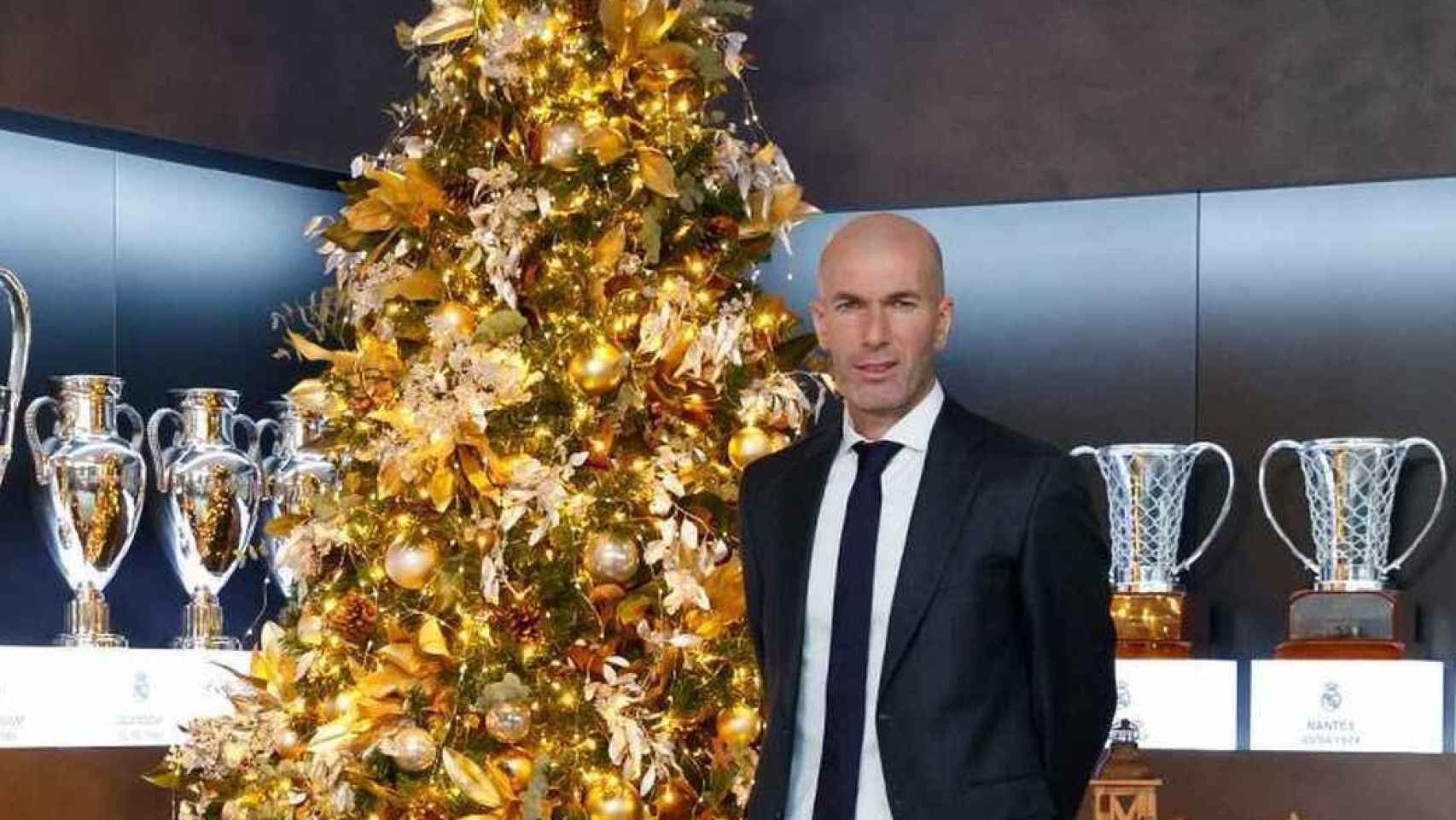 Zinedine Zidane y el árbol de Navidad