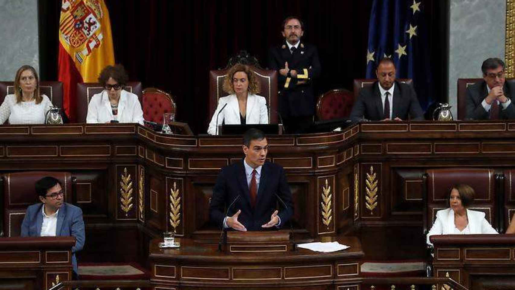 Pedro Sánchez en la tribuna de oradores del Congreso de los Diputados.