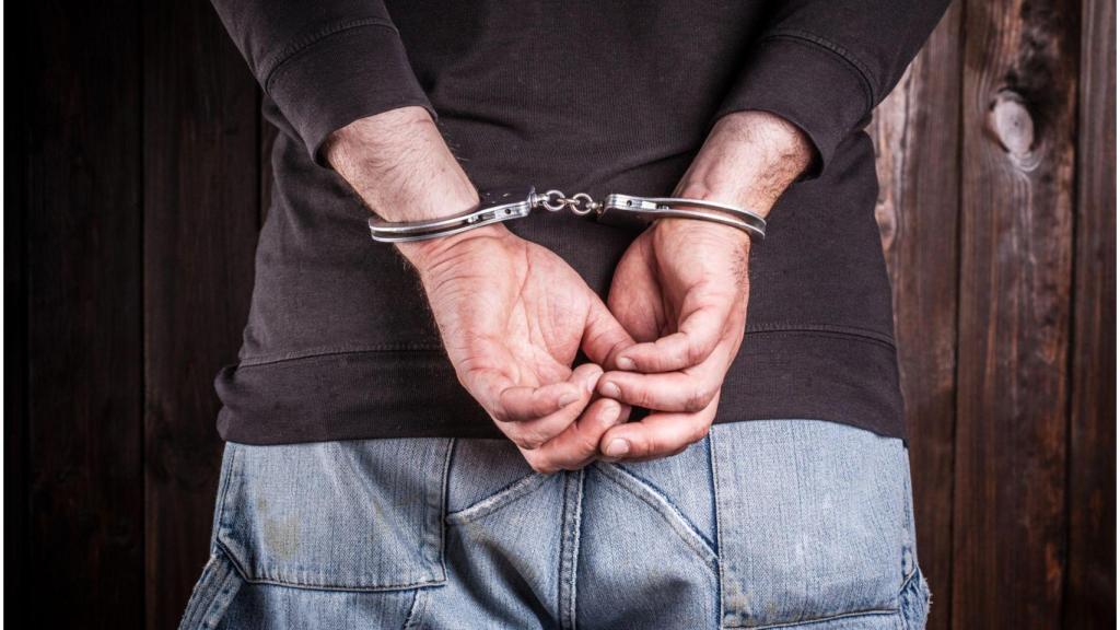 Cuatro acusados de tráfico de drogas en Ferrol aceptan penas de entre 3 y 2 años de prisión