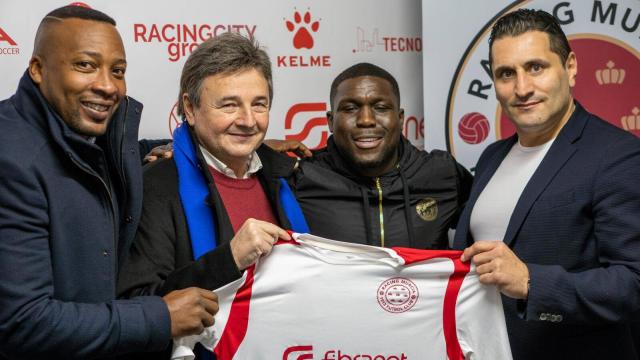 Royston Drenthe ficha por el Racing Murcia