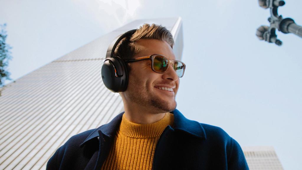 JBL Tour One, los nuevos auriculares de diadema diseñados para el trabajo.